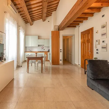 Cozy Flat With Big Balcony Few Steps From Arena Lejlighed *